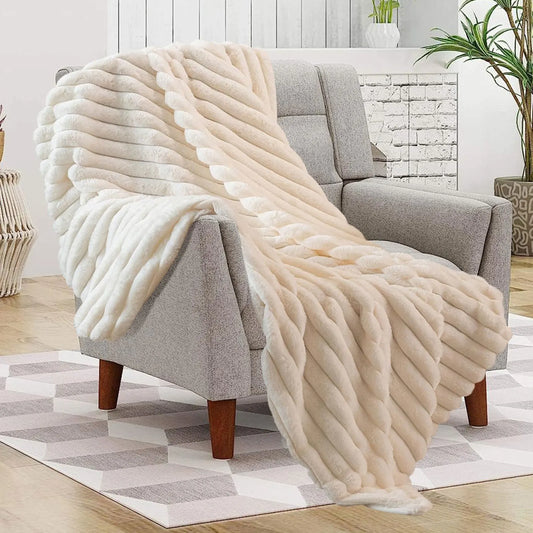 Luxury Faux Fur Plush Throw Blanket – Ultra-Soft, Warm & Stylish