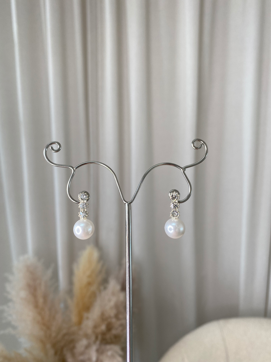 Diamante Pearl Earrings