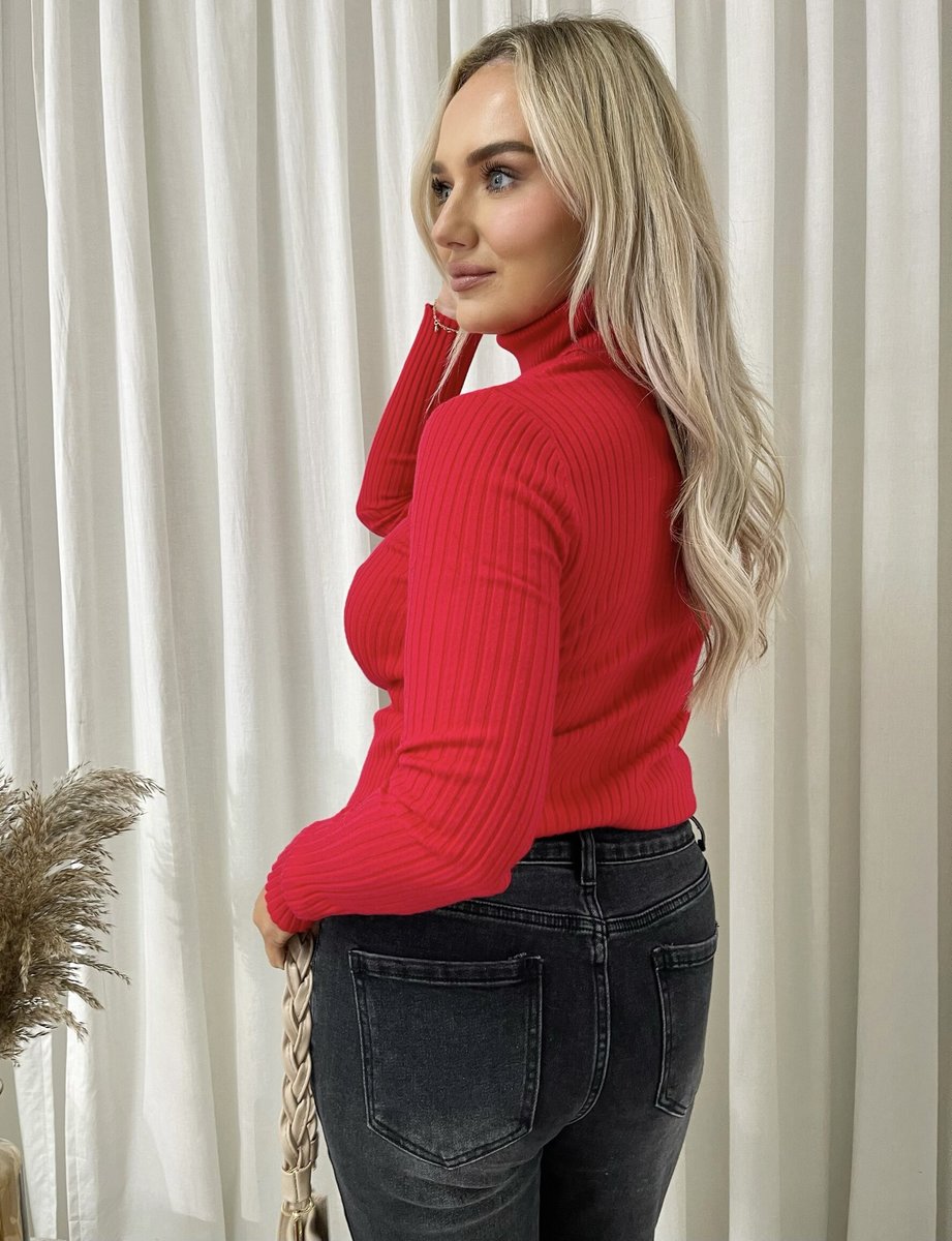 Fitted Long Sleeve Fluffy Knitted Top