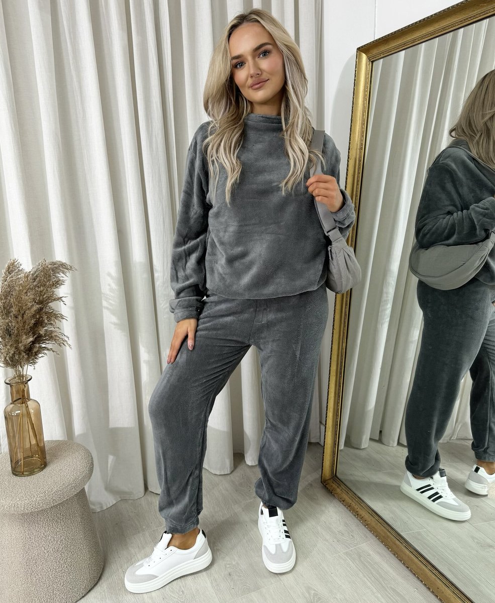 Velvet Long Sleeve Loose Top and Jogger Loungewear Co-ord Set