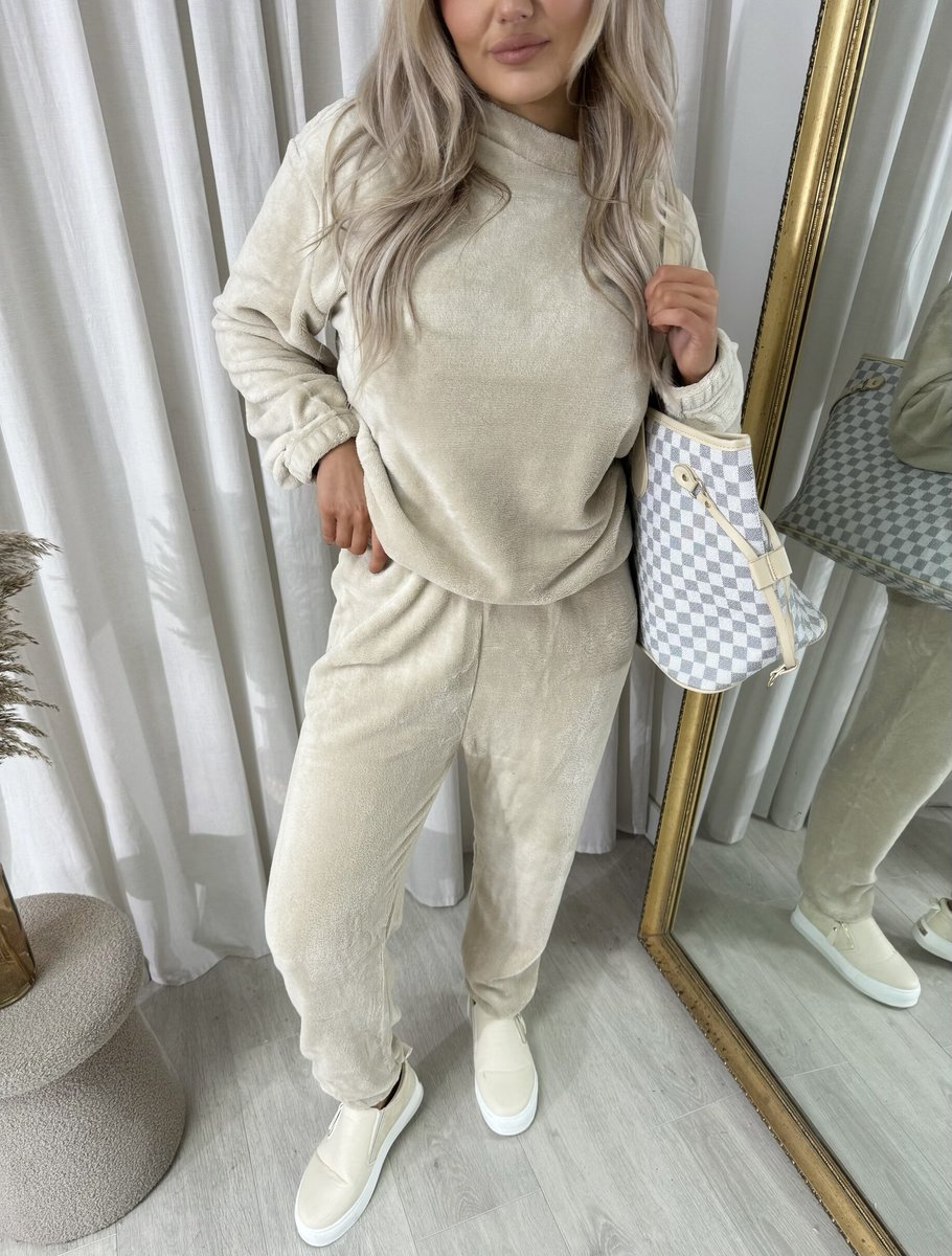 Velvet Long Sleeve Loose Top and Jogger Loungewear Co-ord Set